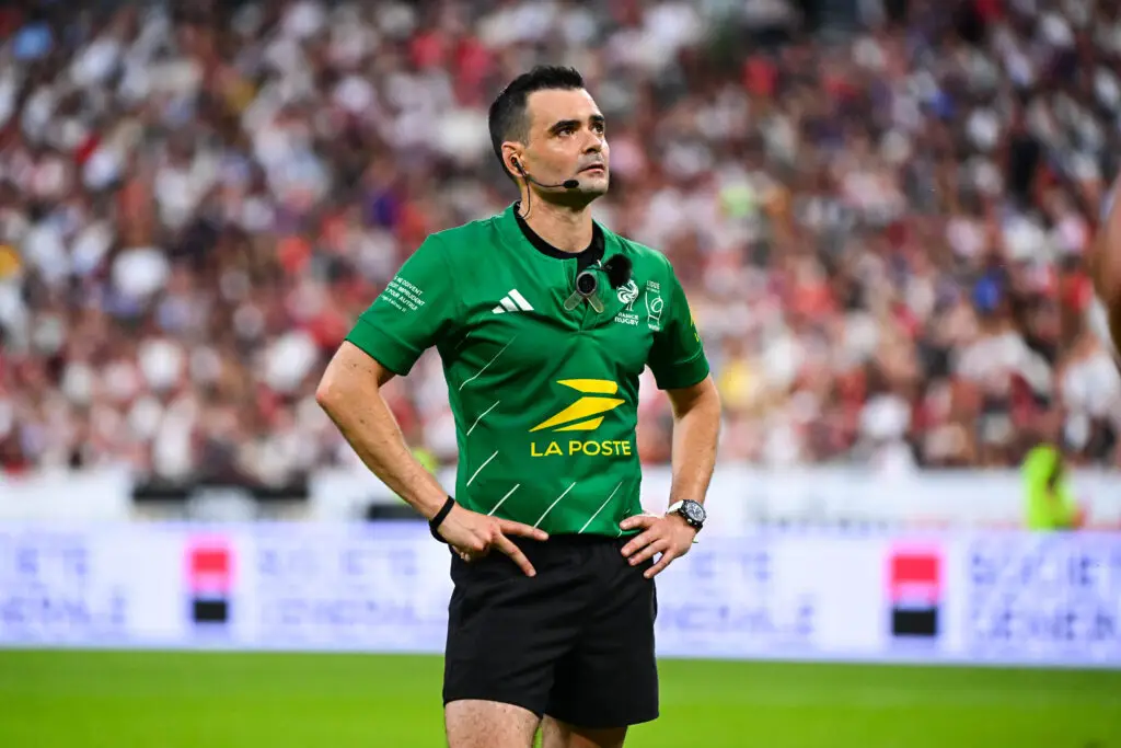 Voici les 17 arbitres centraux qui officieront en Top 14 cette saison, avec deux petits nouveaux