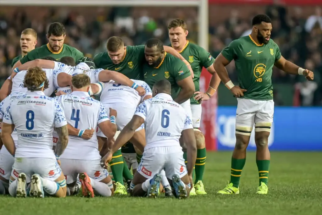 Touche, ballon porté, coup d&rsquo;envoi : les All Blacks et les Springboks ont sorti à la boîte à idées ce week-end