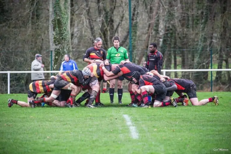 RC Pontivien : la devise d'un rugby citoyen : Humus, Humain, Humilité.