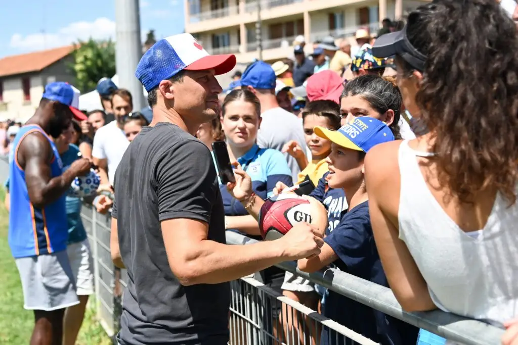 Pourquoi l&rsquo;ex-bleu François Trinh-Duc organise-t-il un match caricatif au Vietnam ?