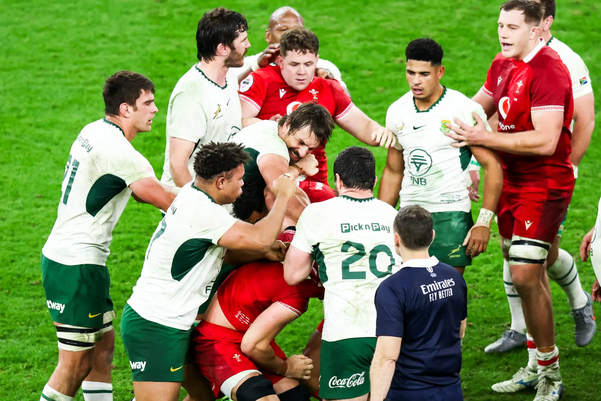 « Je suis désolé » : Eben Etzebeth sort du silence après sa lourde suspension