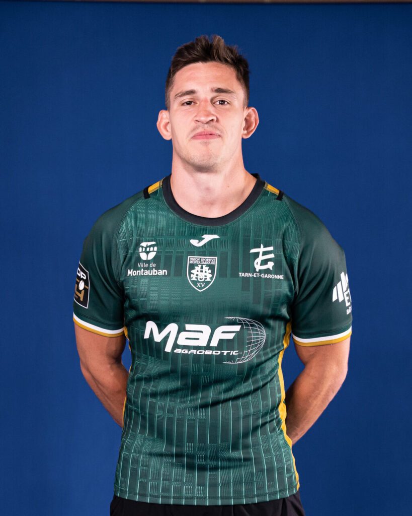 Tomas Lezana