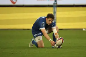 Sam Davies victime d’une infection à staphylocoque : le terrain synthétique en cause ?