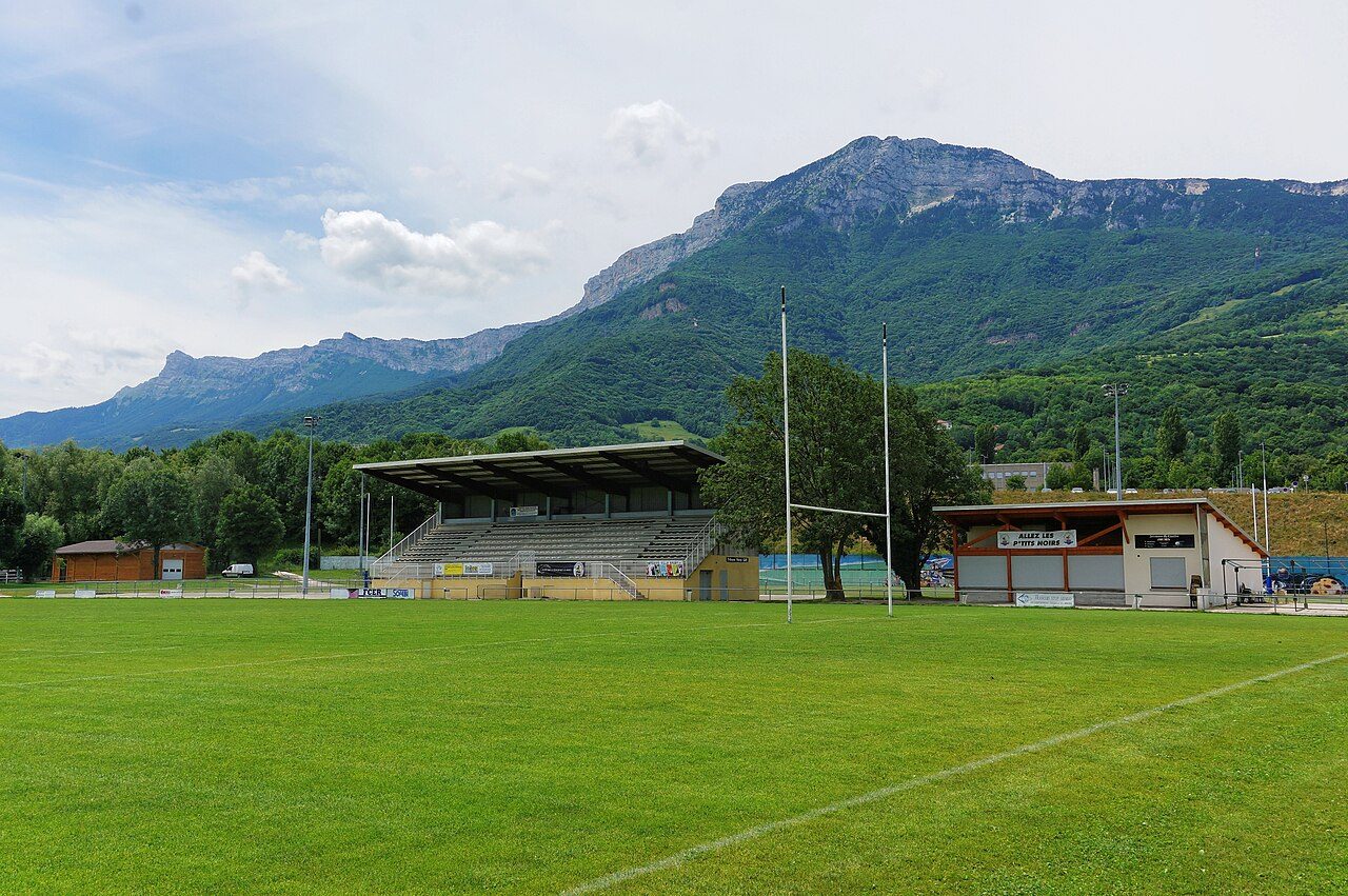 COMPLEXE SPORTIF JEAN BEAUVALLET - TERRAIN HONNEUR