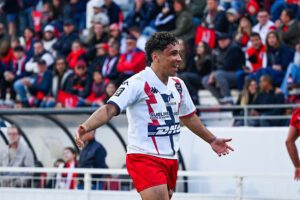 Motassi prolonge, le Stade Français mise sur sa jeune pépite